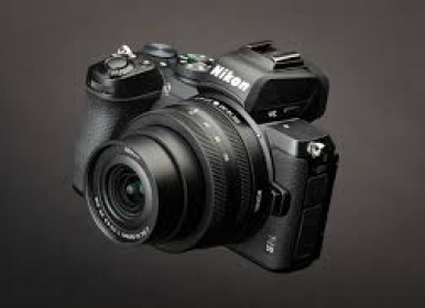 NIKON RA MẮT MÁY ẢNH KHÔNG GƯƠNG LẬT Z50 SỬ DỤNG CẢM BIẾN CROP APS-C, KÍCH THƯỚC NHỎ NHẸ